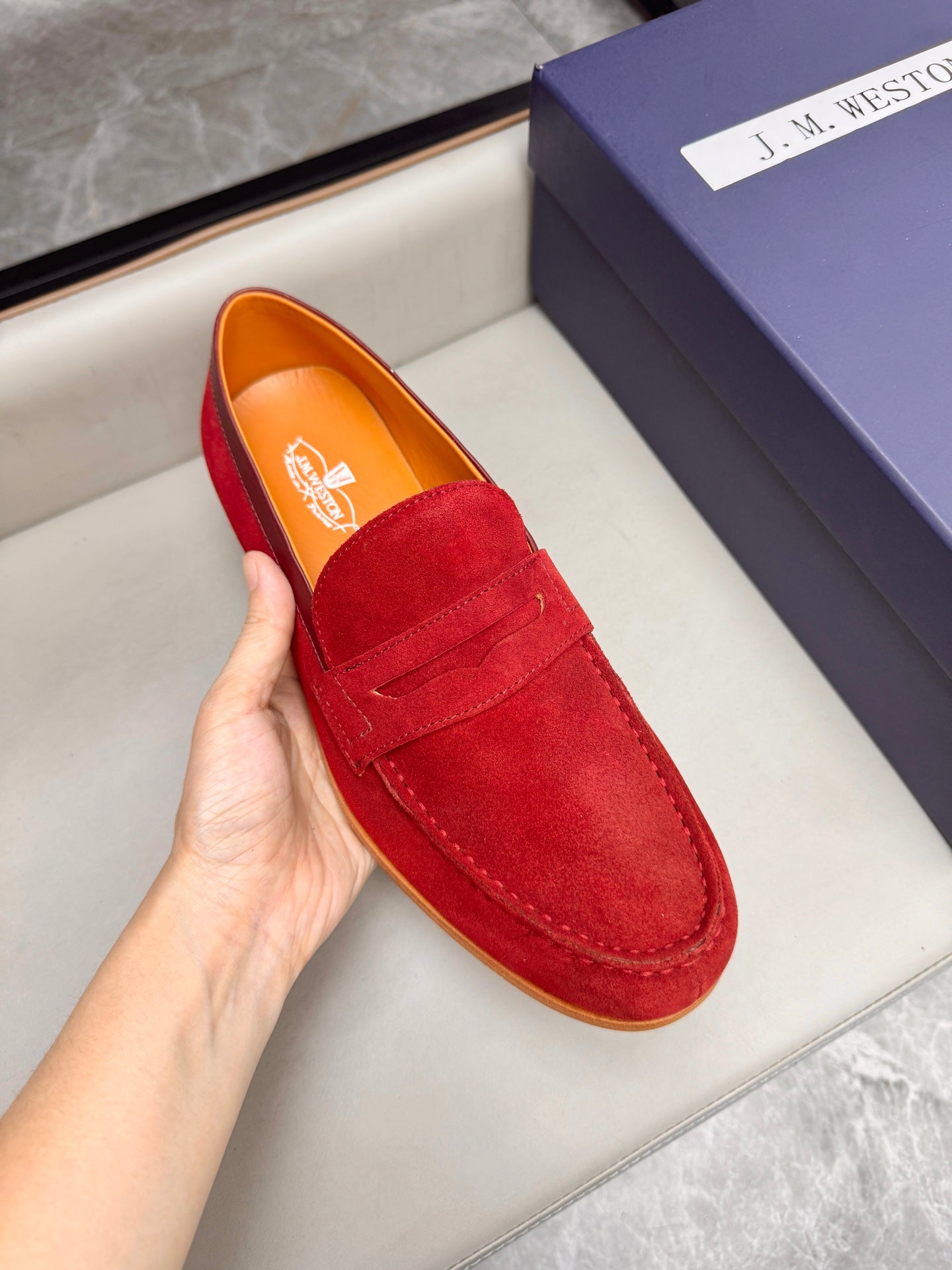 Mocassin 180 en daim rouge bordeaux
