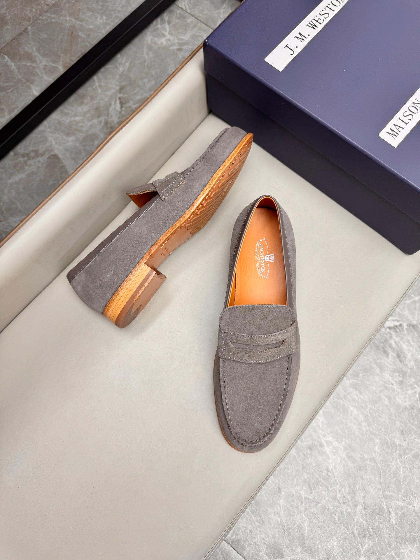 Mocassin 180 en daim gris