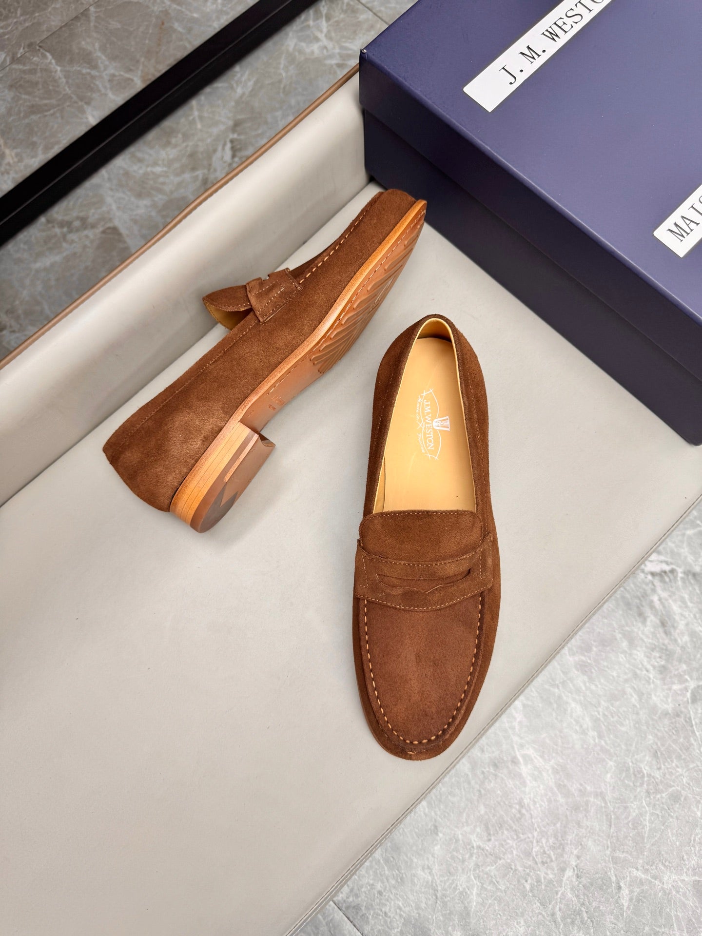 Mocassin 180 en daim marron clair