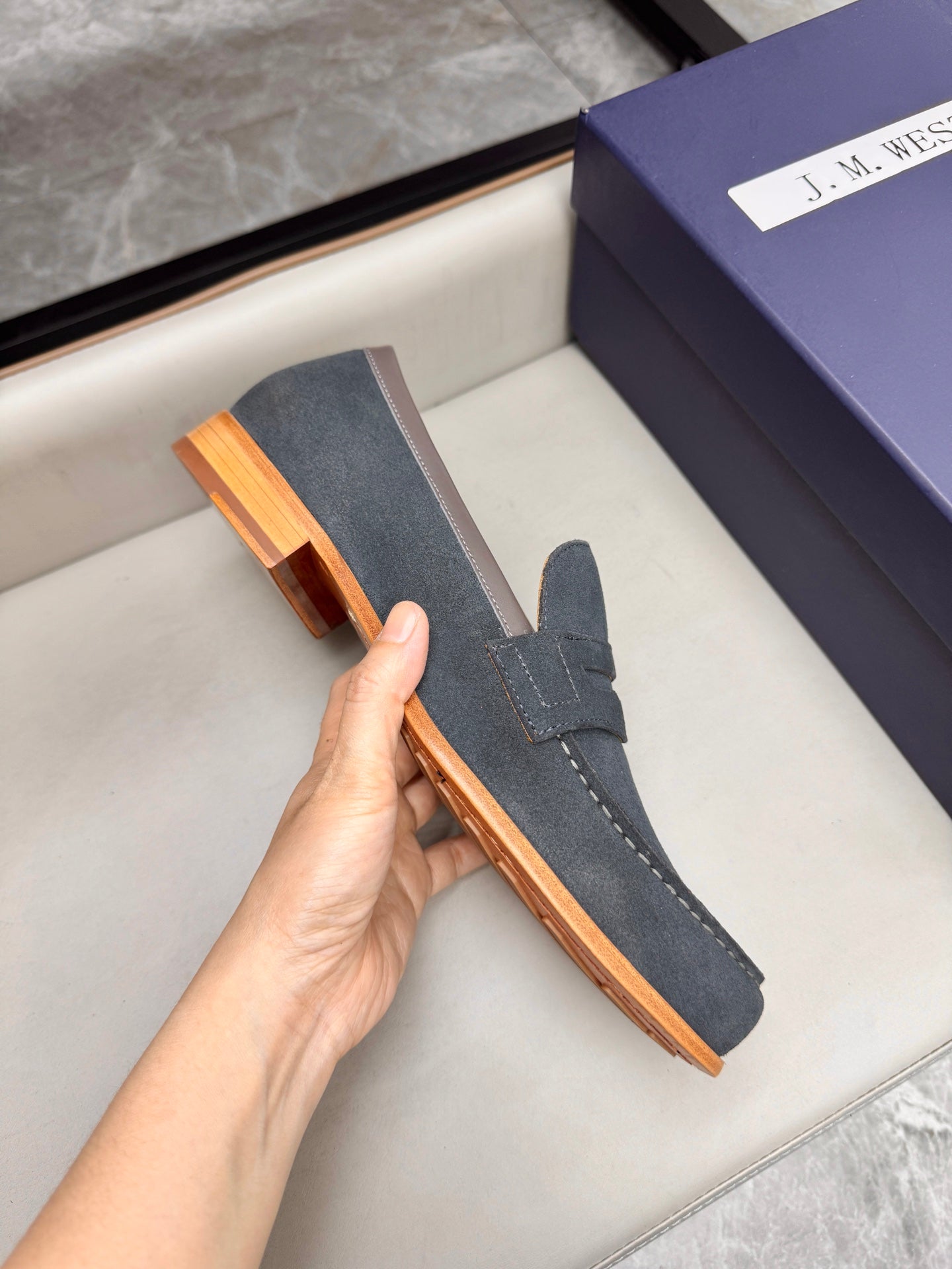 Mocassin 180 en daim gris foncé