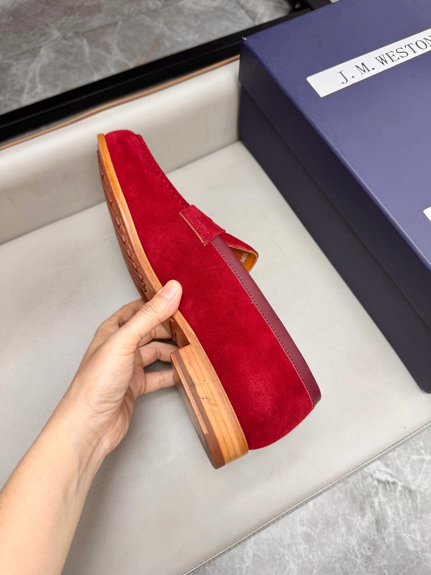 Mocassin 180 en daim rouge bordeaux