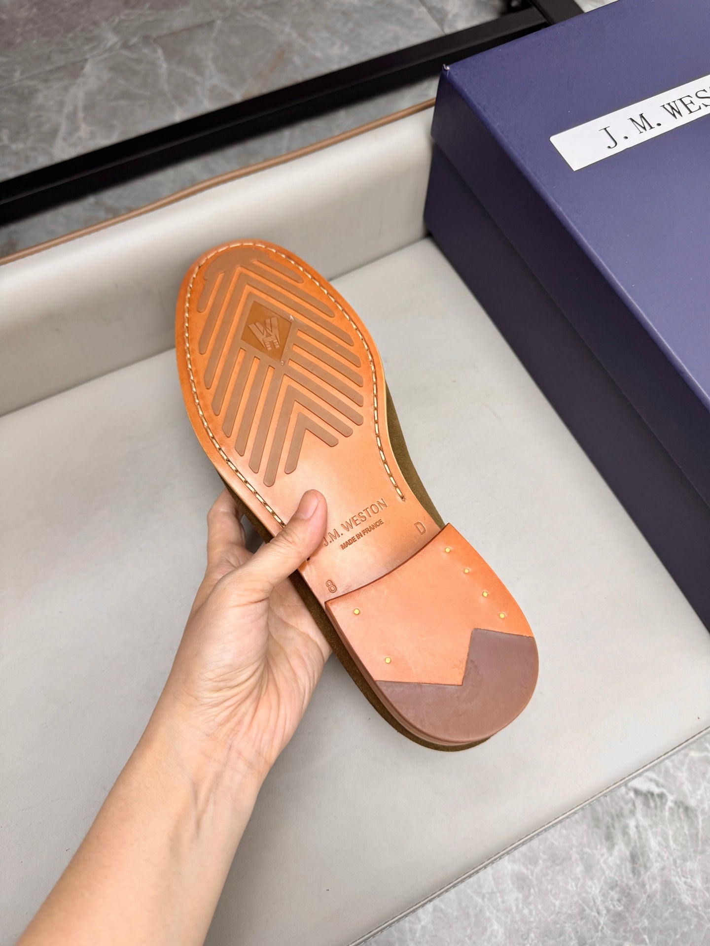 Mocassin 180 en daim taupe