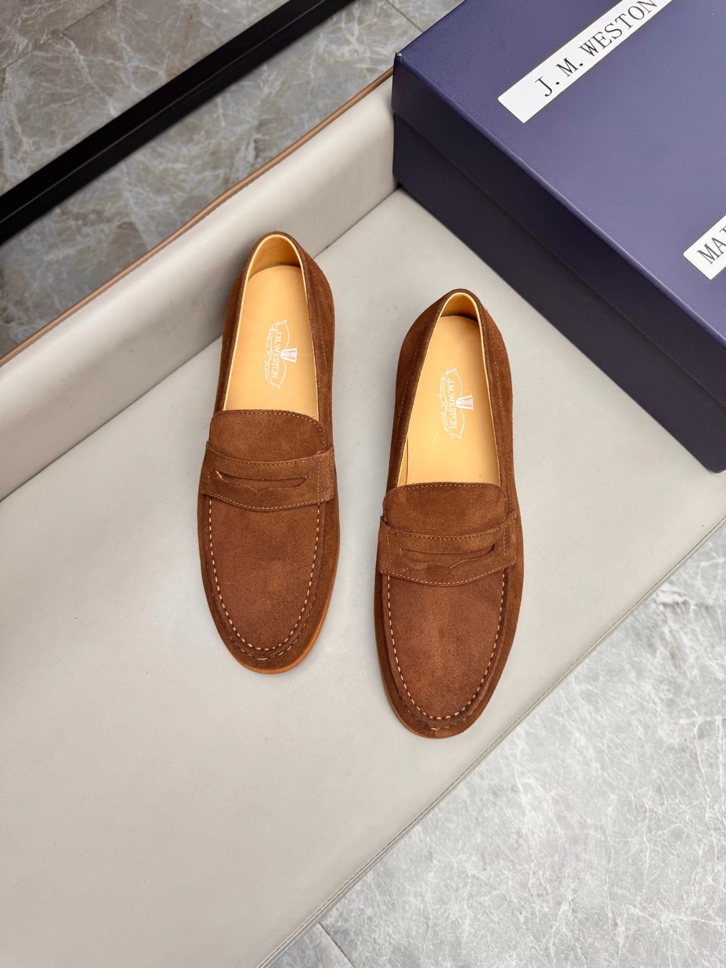 Mocassin 180 en daim marron clair