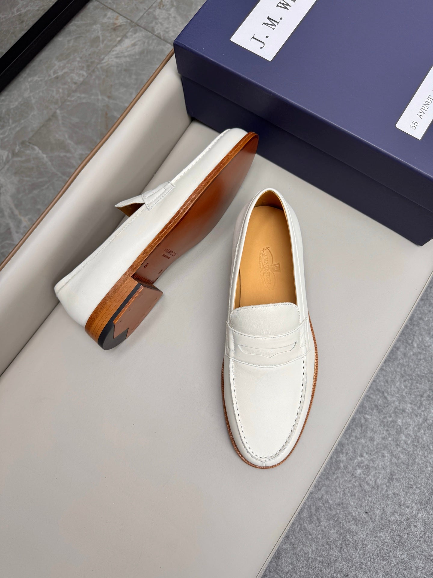 Mocassin 180 en cuir blanc cassé