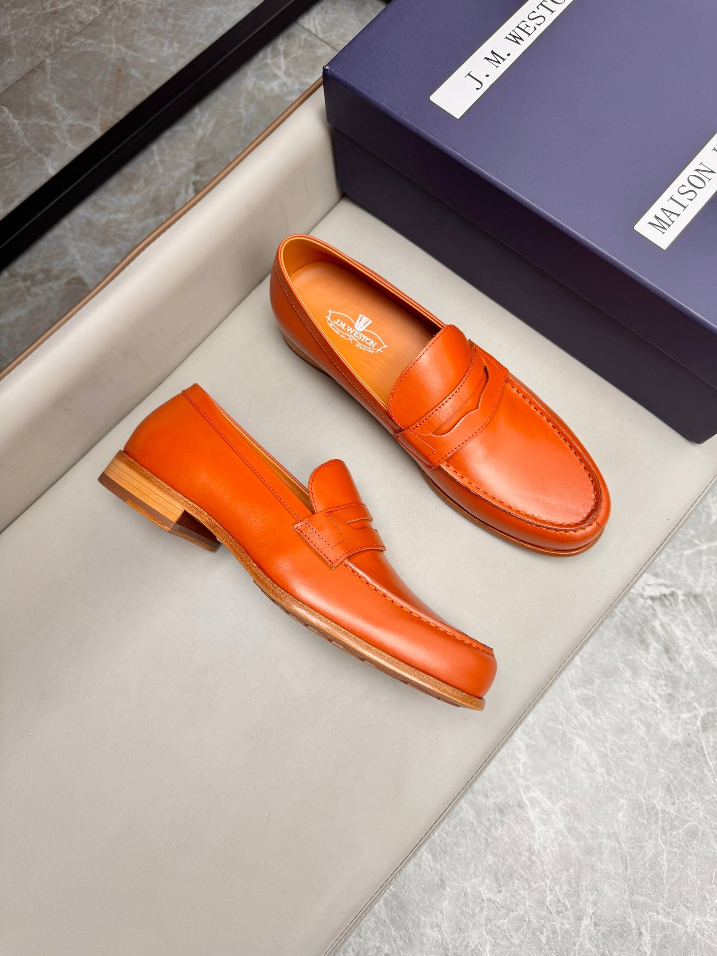 Mocassin 180 en cuir orange