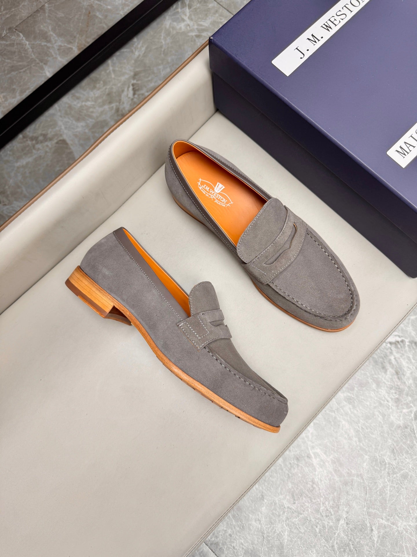 Mocassin 180 en daim gris