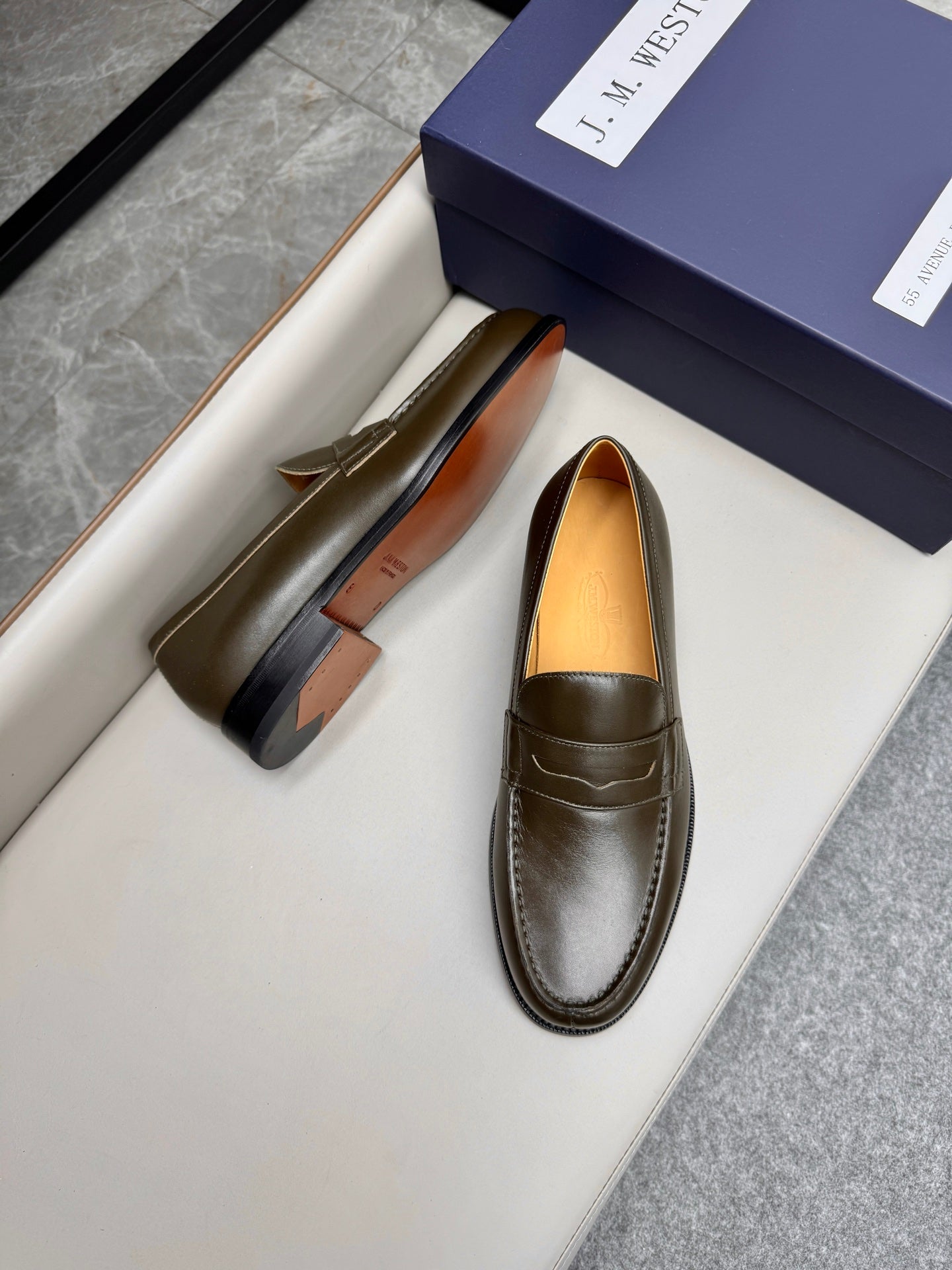 Mocassin 180 en cuir brun militaire