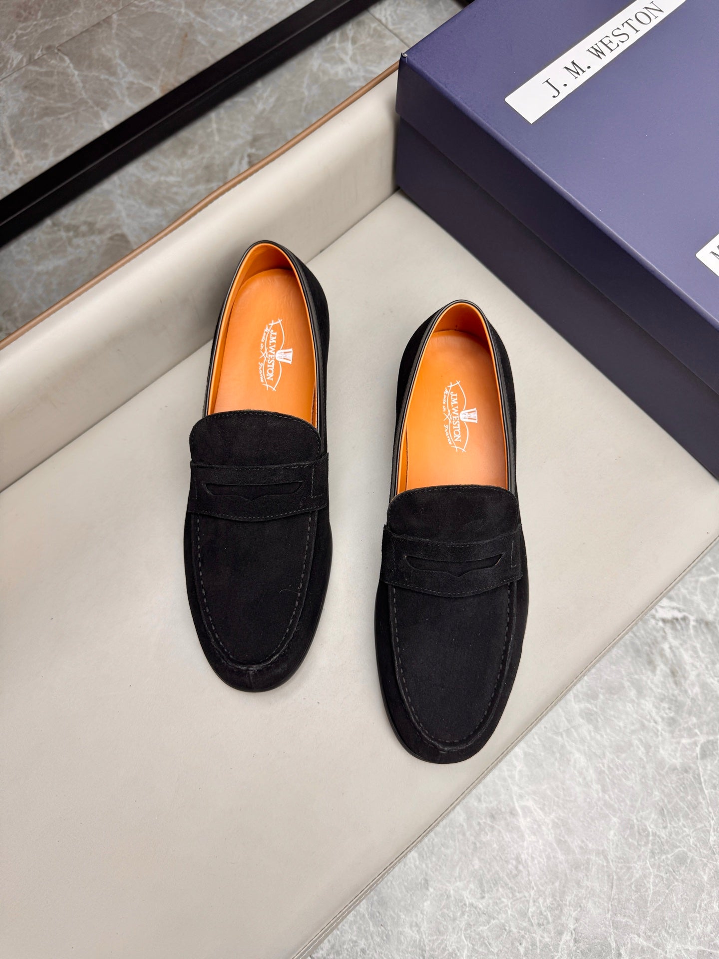 Mocassin 180 en daim noir