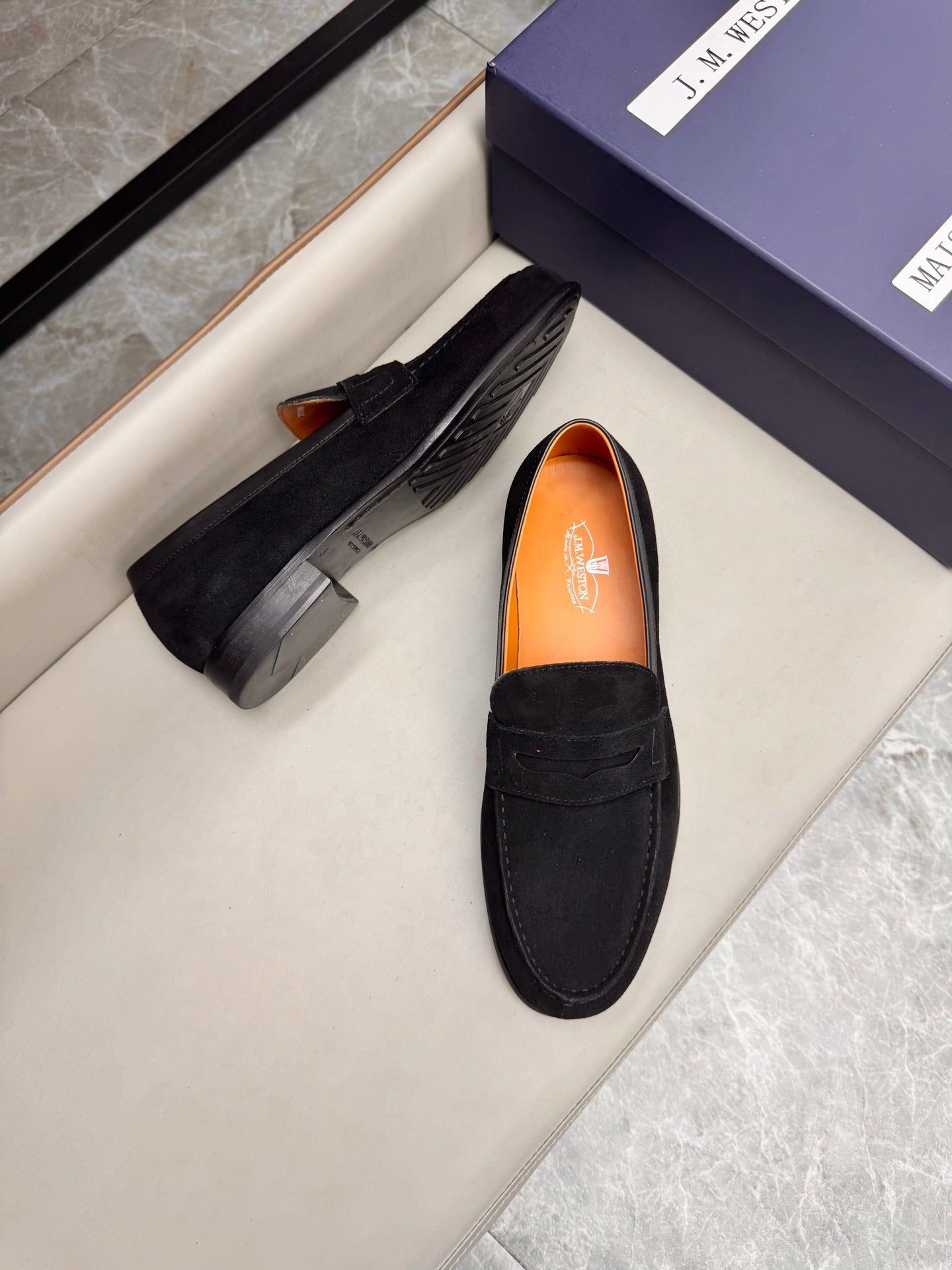 Mocassin 180 en daim noir