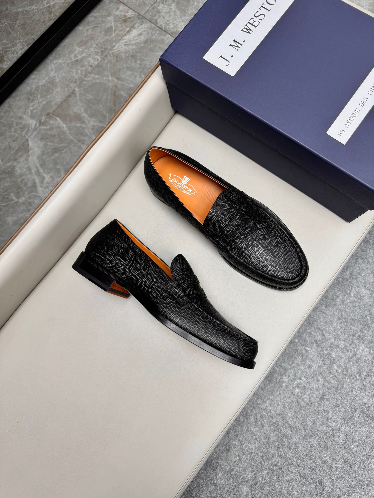Mocassin 180 en cuir grainé noir