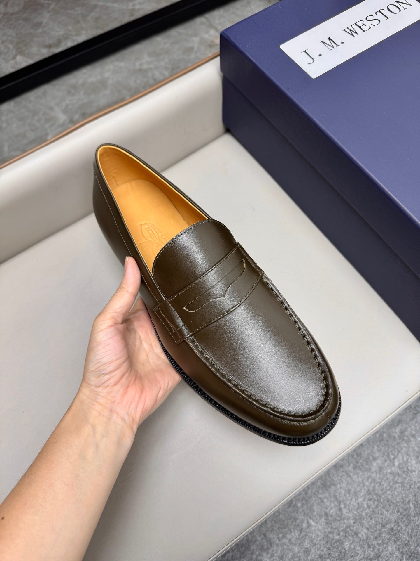 Mocassin 180 en cuir brun militaire