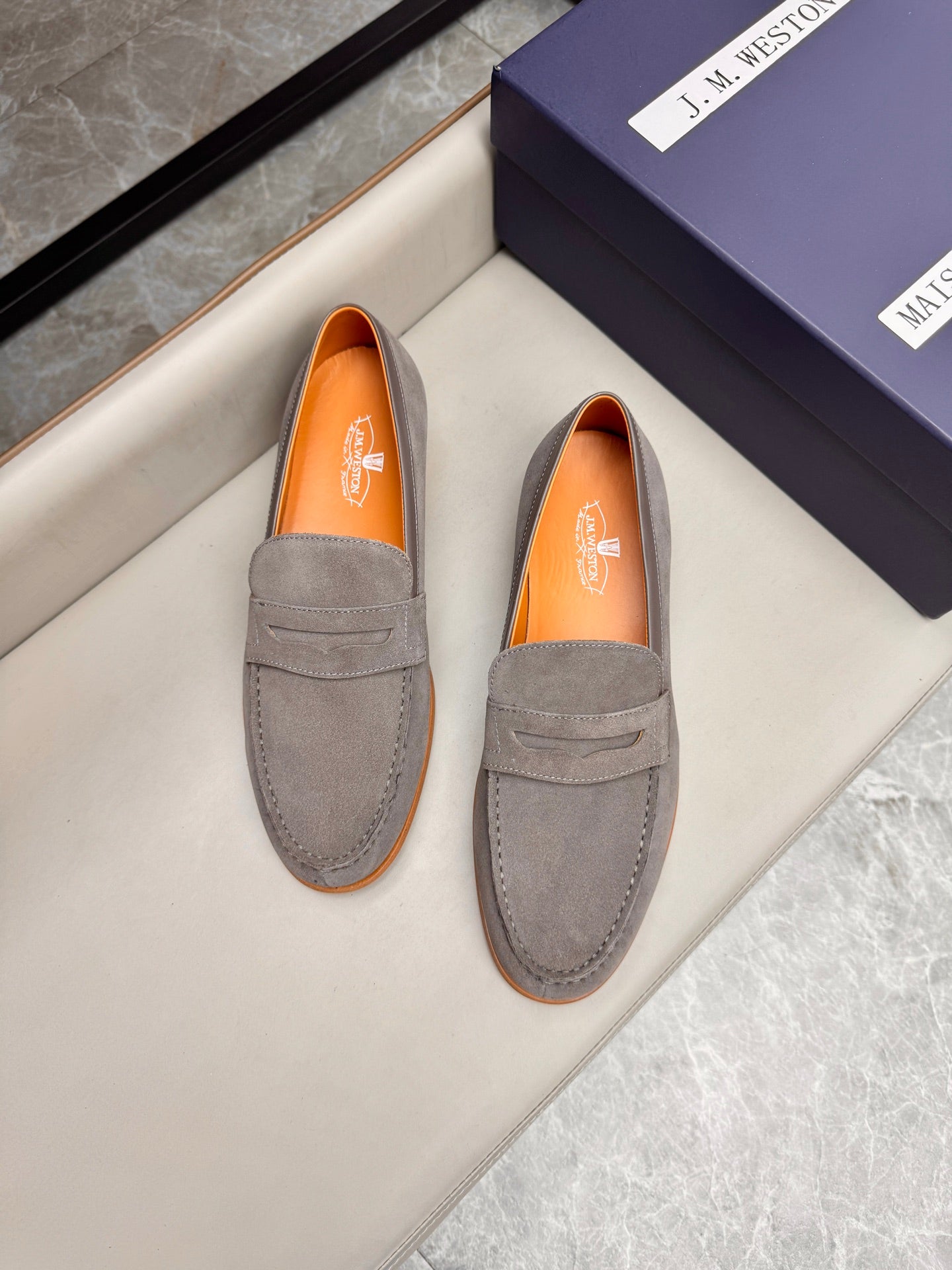 Mocassin 180 en daim gris