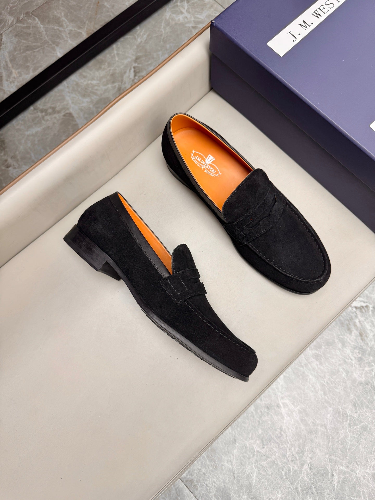 Mocassin 180 en daim noir